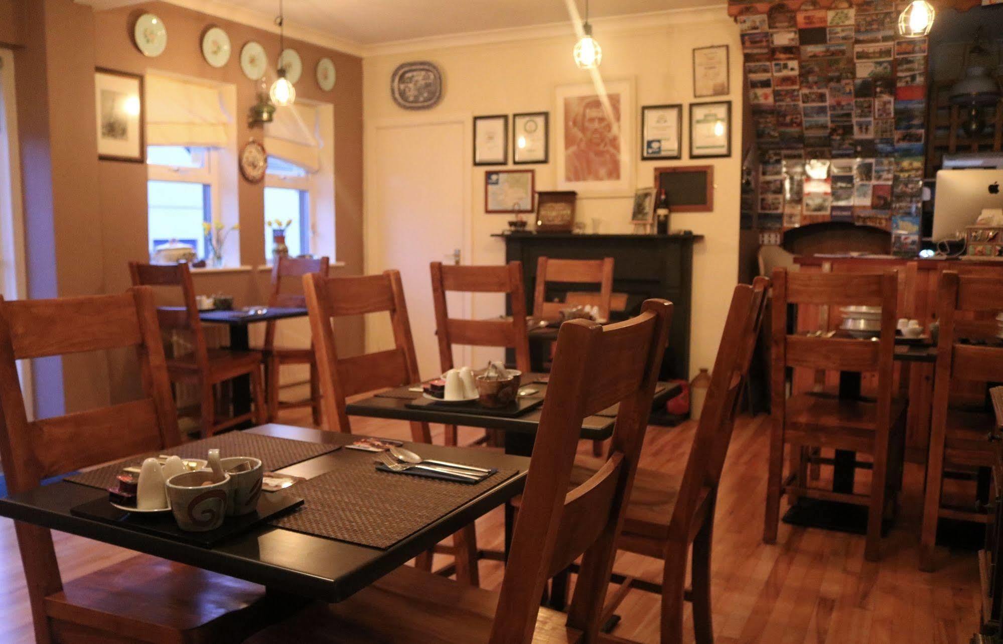 The Old Anchor Bed and breakfast Anascaul